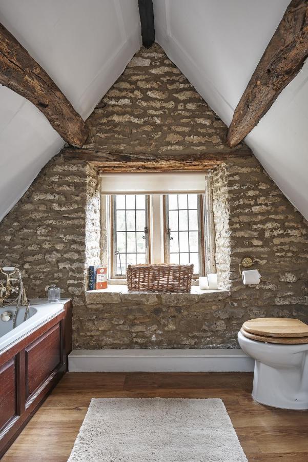 Luxury Cotswolds Cottage Optional Hot Tub, Castle Combe Zewnętrze zdjęcie